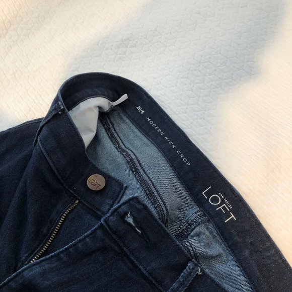 LOFT Modern Kick Crop Jean - Picture 3 of 11